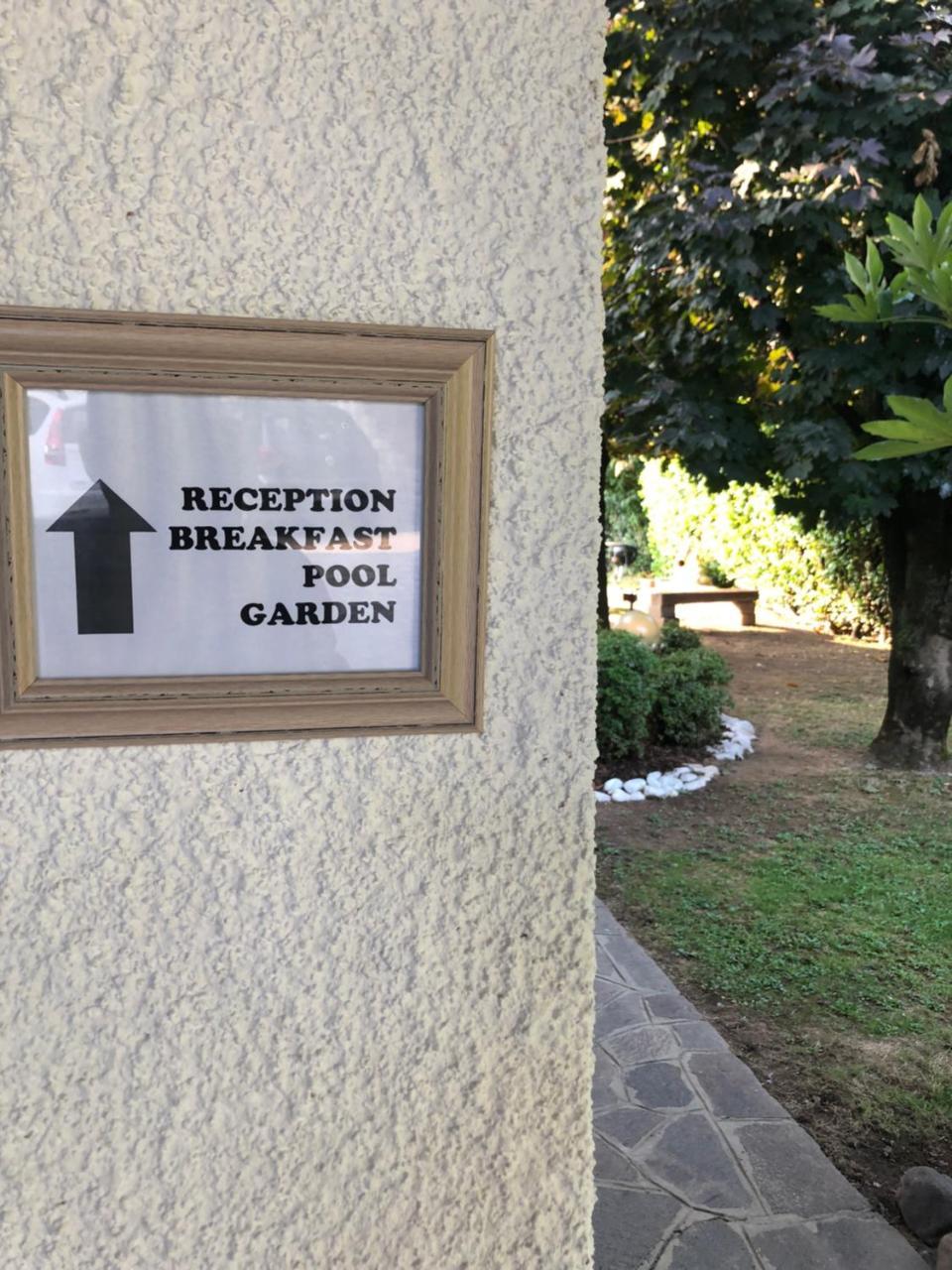 "Ai 4 Soli" Cermenate Bagian luar foto